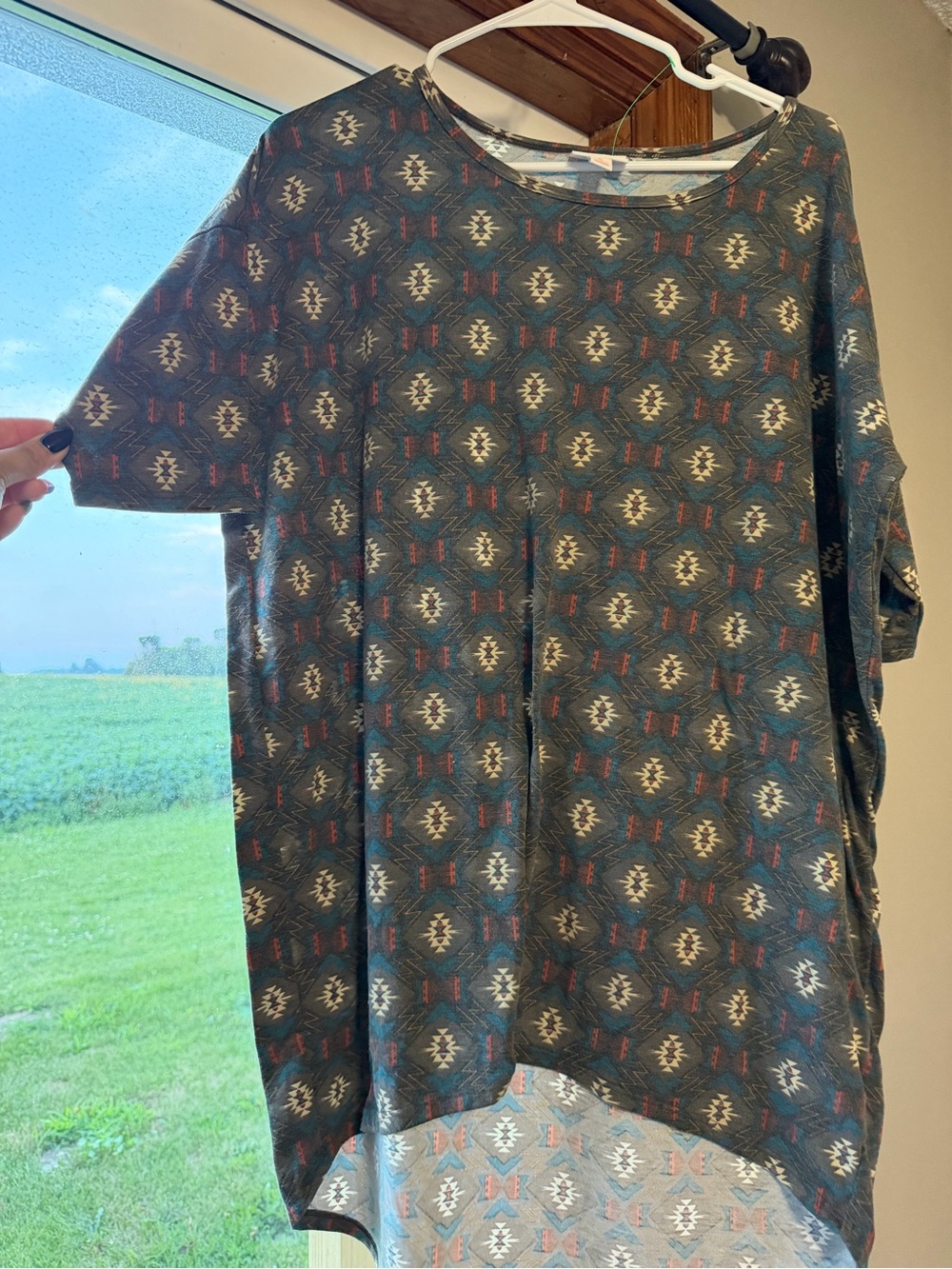 LuLaRoe Short Sleeve Tunic in Teal with Multicolor Geometric Print